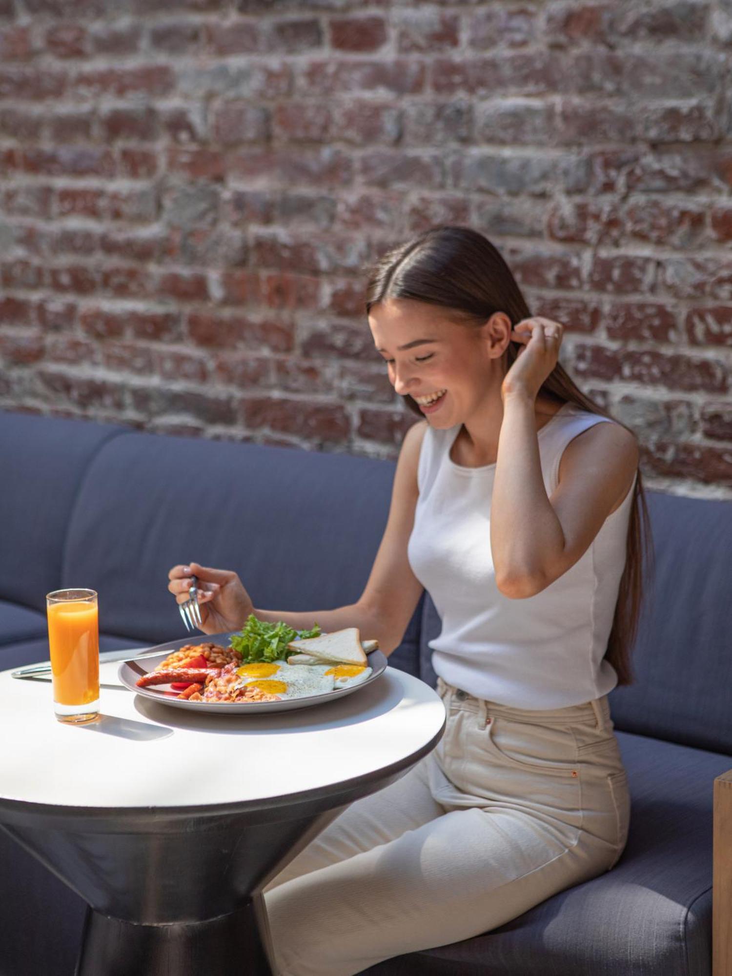 Ferenc Hotel & Restaurant Lviv Buitenkant foto