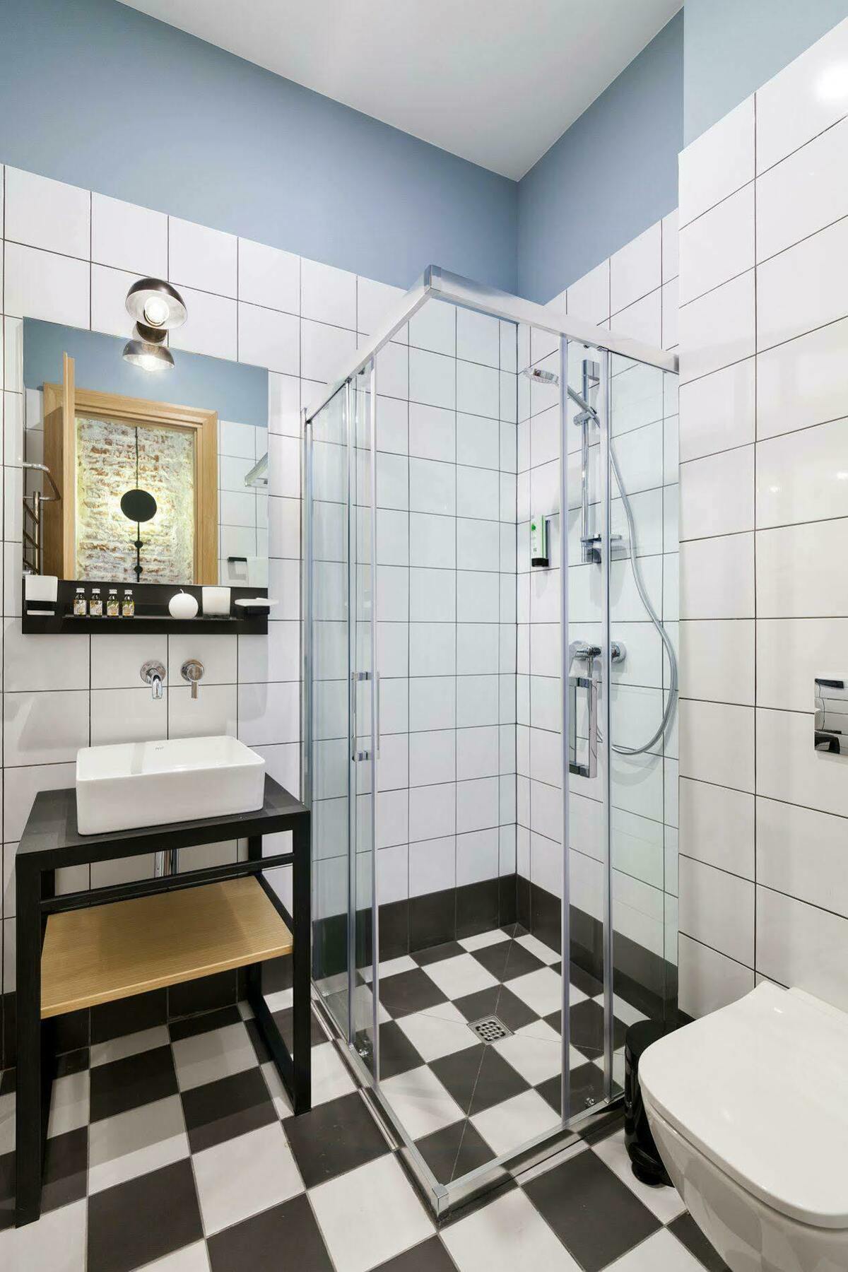 Ferenc Hotel & Restaurant Lviv Buitenkant foto